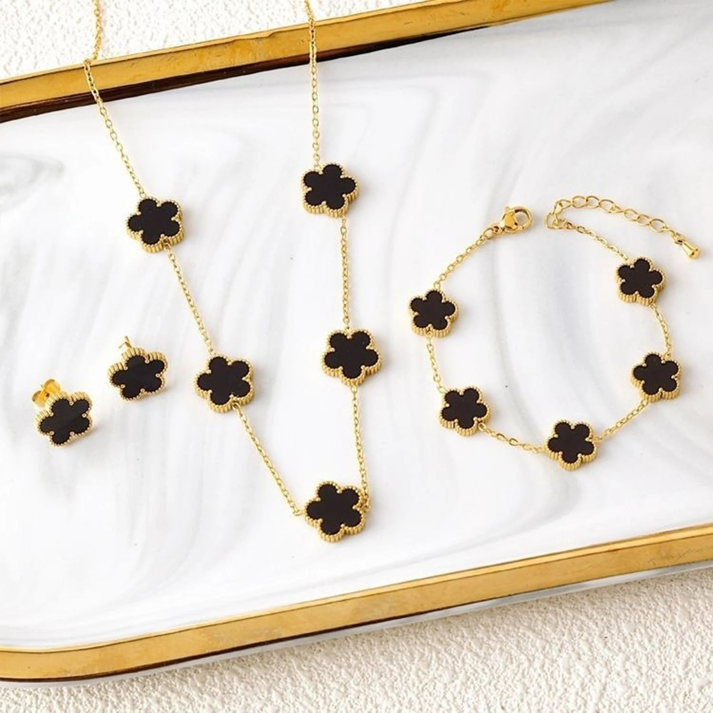 3Pcs 18K Gold-Plated Five-Leaf Flower Necklace Earrings Bracelet Jewelry Set for Woman Fashion Party Jewelry Daily Wear Clover