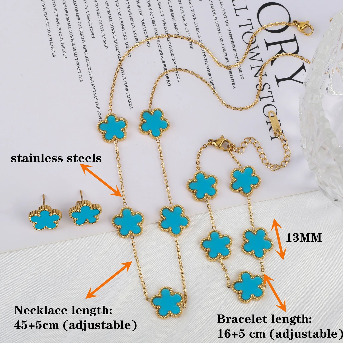 3Pcs 18K Gold-Plated Five-Leaf Flower Necklace Earrings Bracelet Jewelry Set for Woman Fashion Party Jewelry Daily Wear Clover